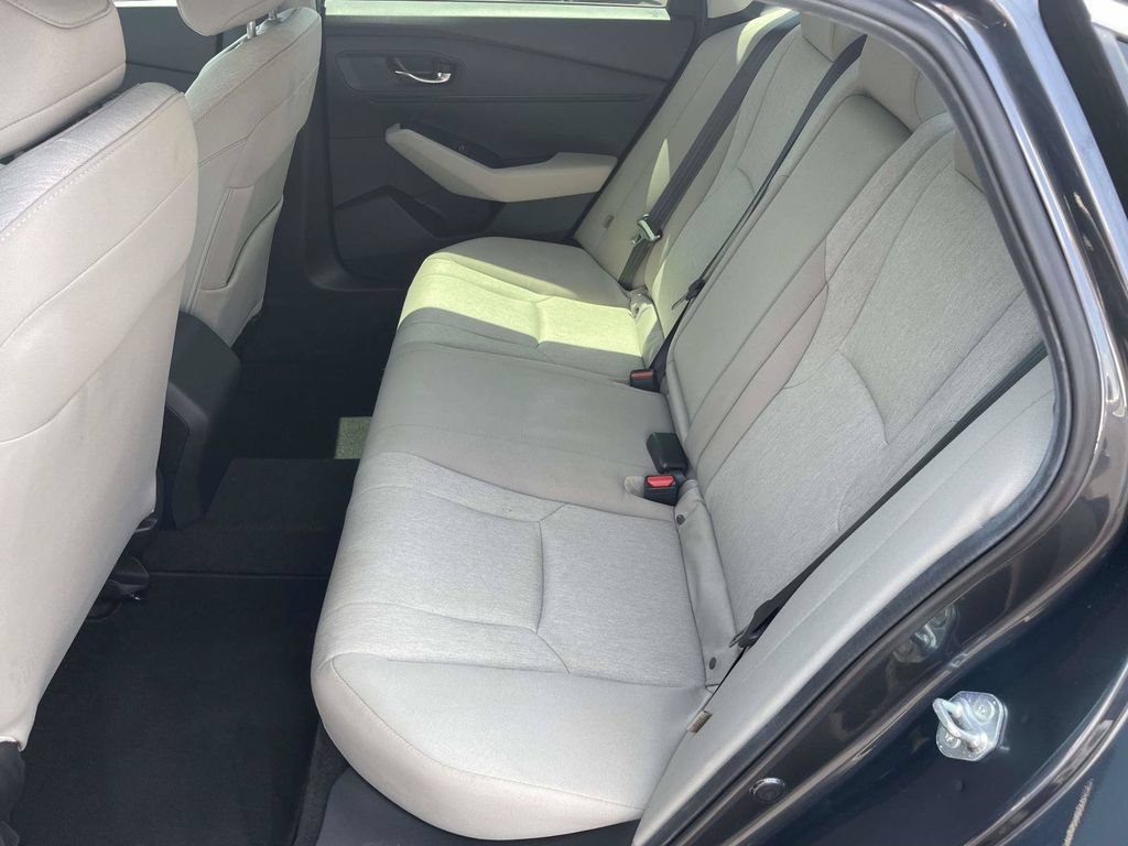 Used 2024 Honda Accord EX image 12
