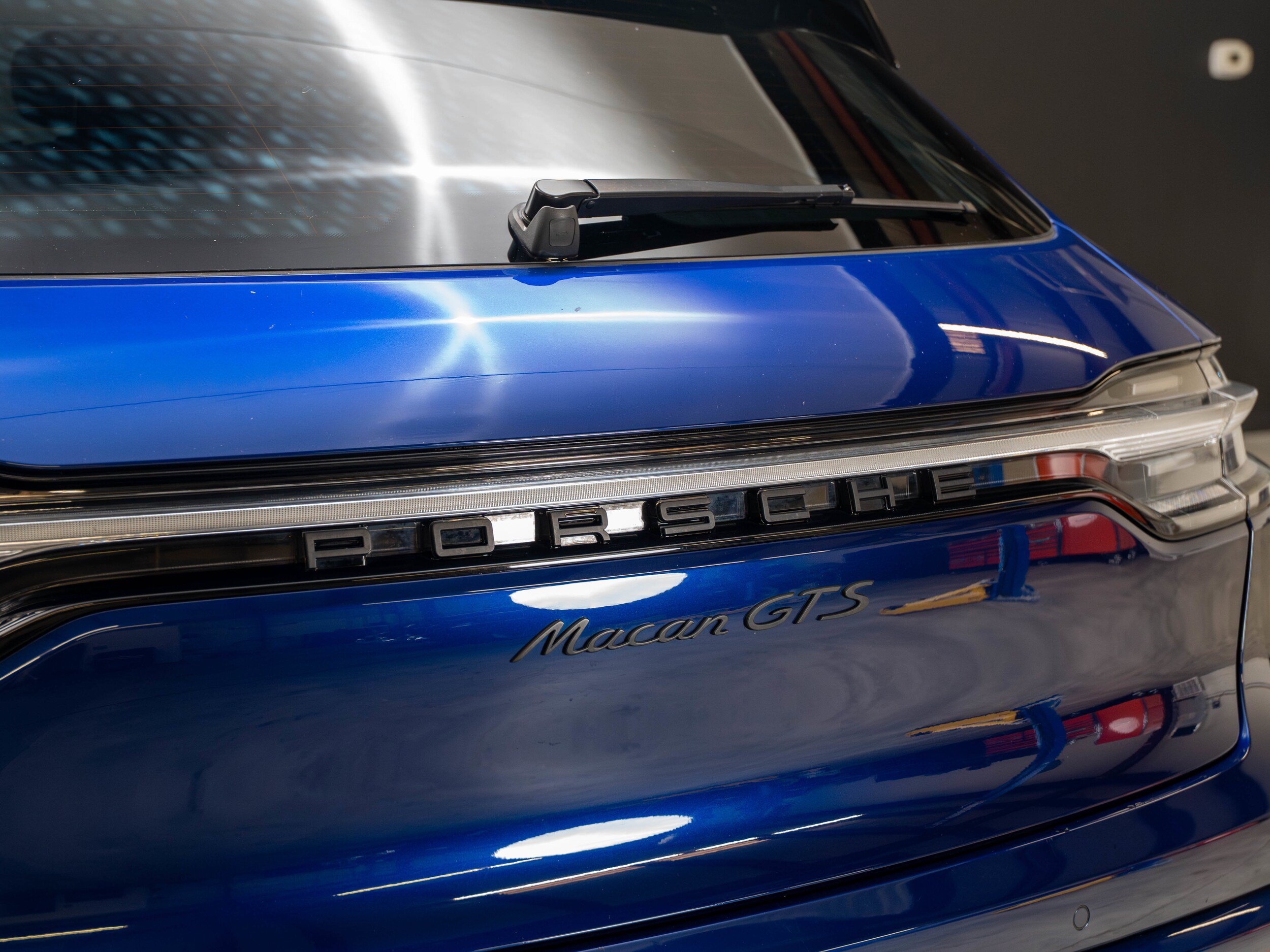 Certified 2023 Porsche Macan GTS AWD/4WD image 17