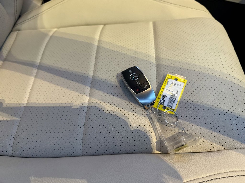 Used 2024 Mercedes-Benz GLE 450 4MATIC image 34