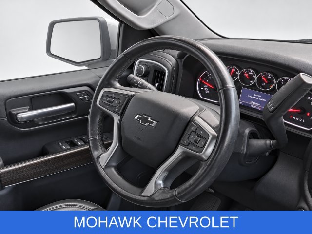 Used 2019 Chevrolet Silverado 1500 LT Trail Boss AWD/4WD image 23
