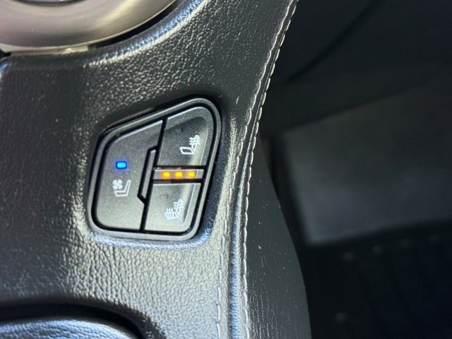 Used 2017 GMC Yukon Denali w/ Open Road Package image 39