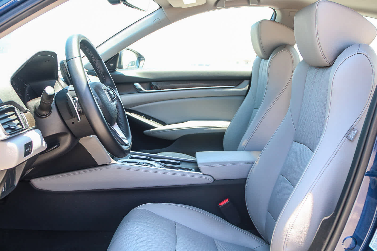 Used 2019 Honda Accord EX-L image 17