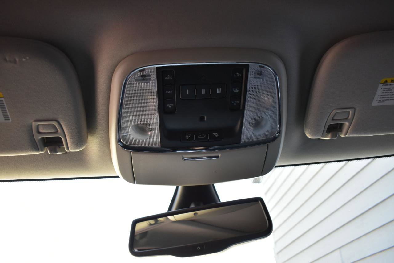 Used 2013 Jeep Grand Cherokee SRT8 image 42