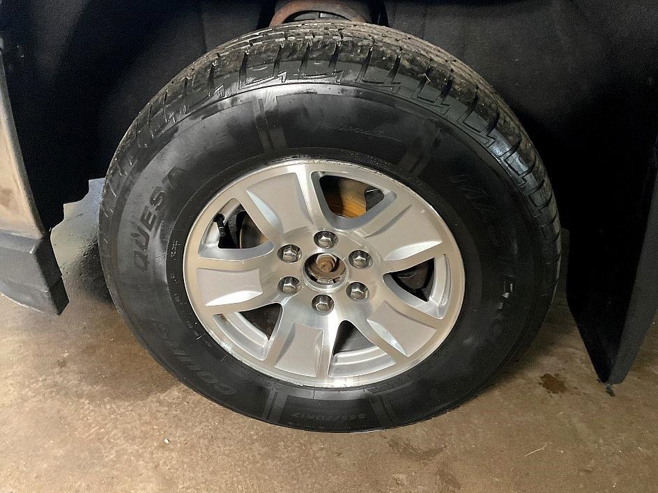 Used 2017 Chevrolet Silverado 1500 LT w/ All Star Edition image 13