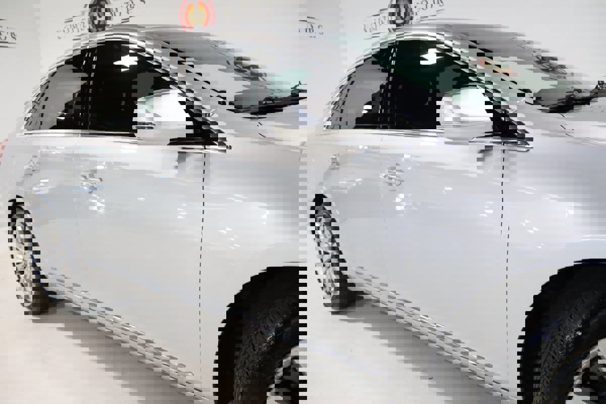 Used 2016 Cadillac XTS Luxury image 8