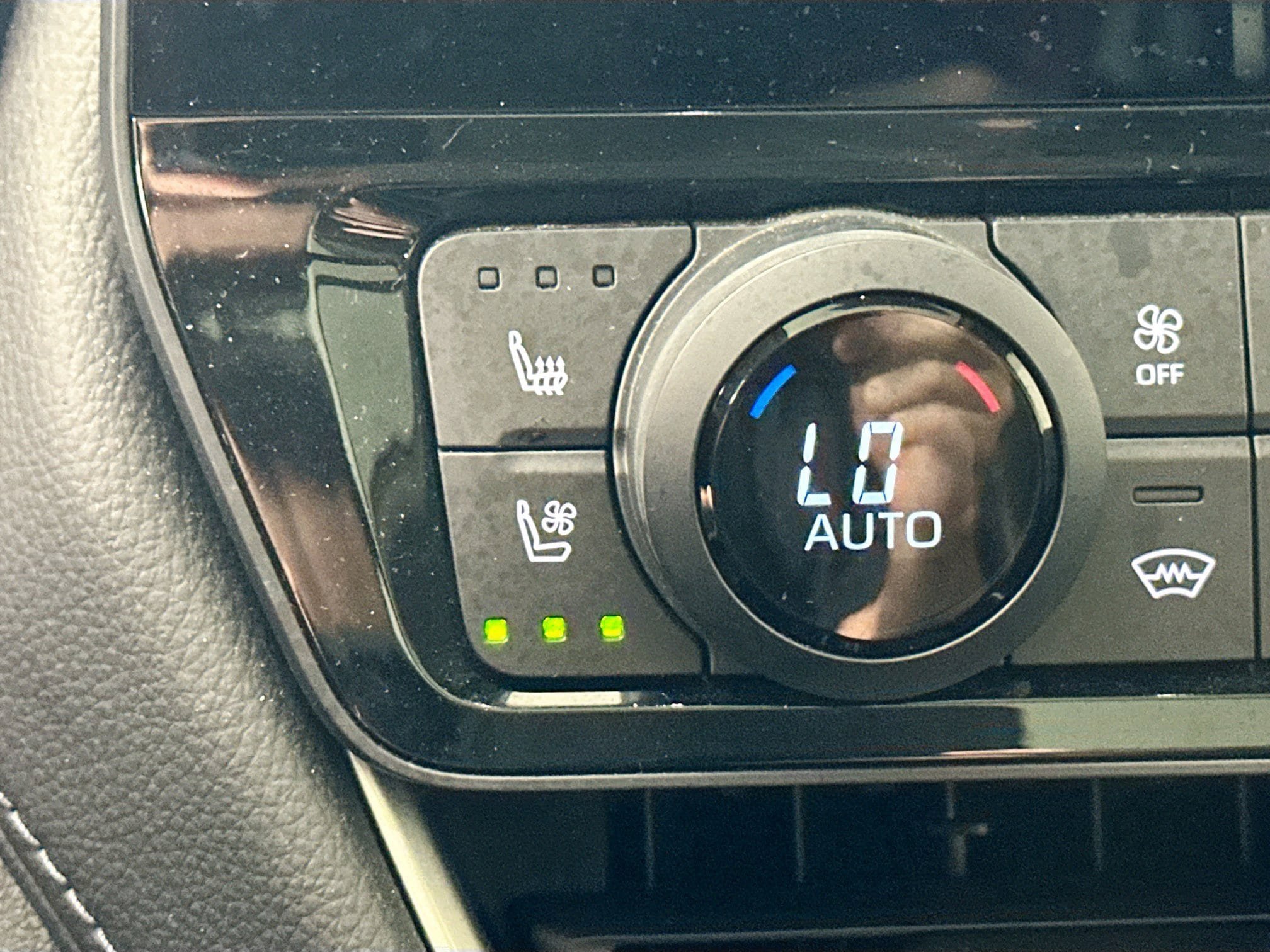 Used 2024 Toyota Grand Highlander AWD image 26