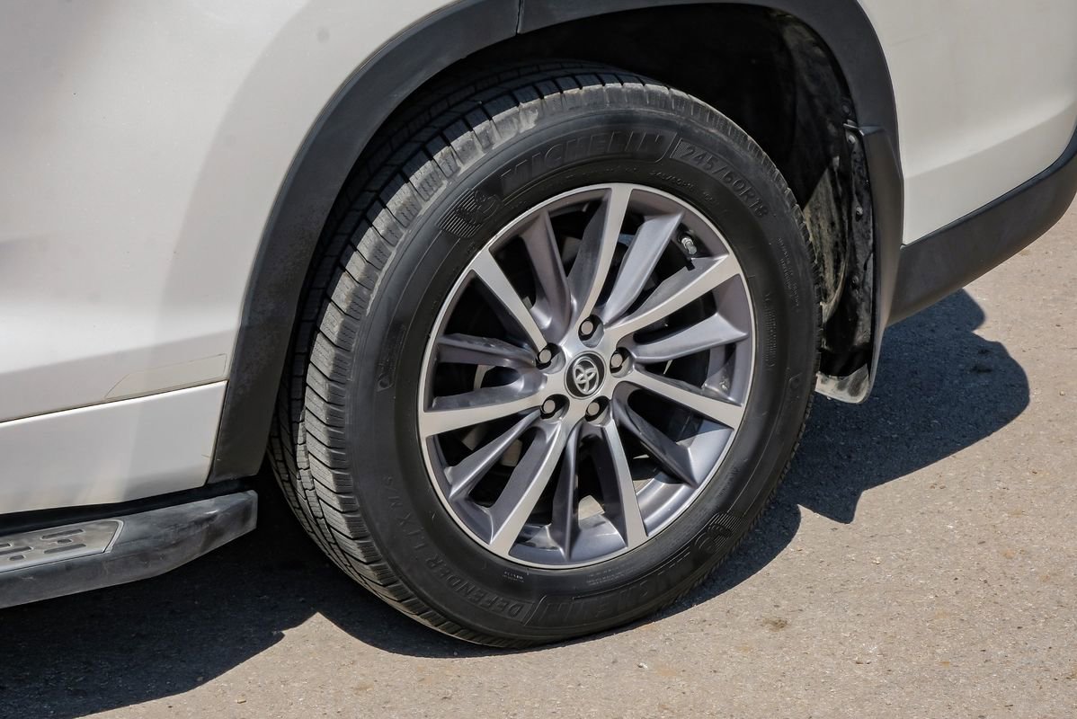Used 2018 Toyota Highlander XLE FWD image 61