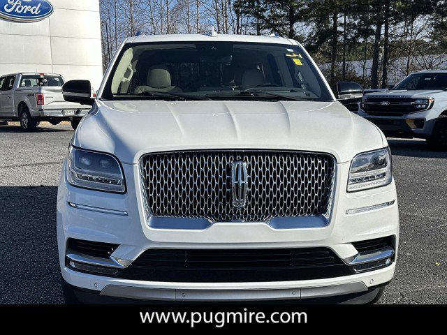 Used 2021 Lincoln Navigator Reserve w/ Luxury Package image 2
