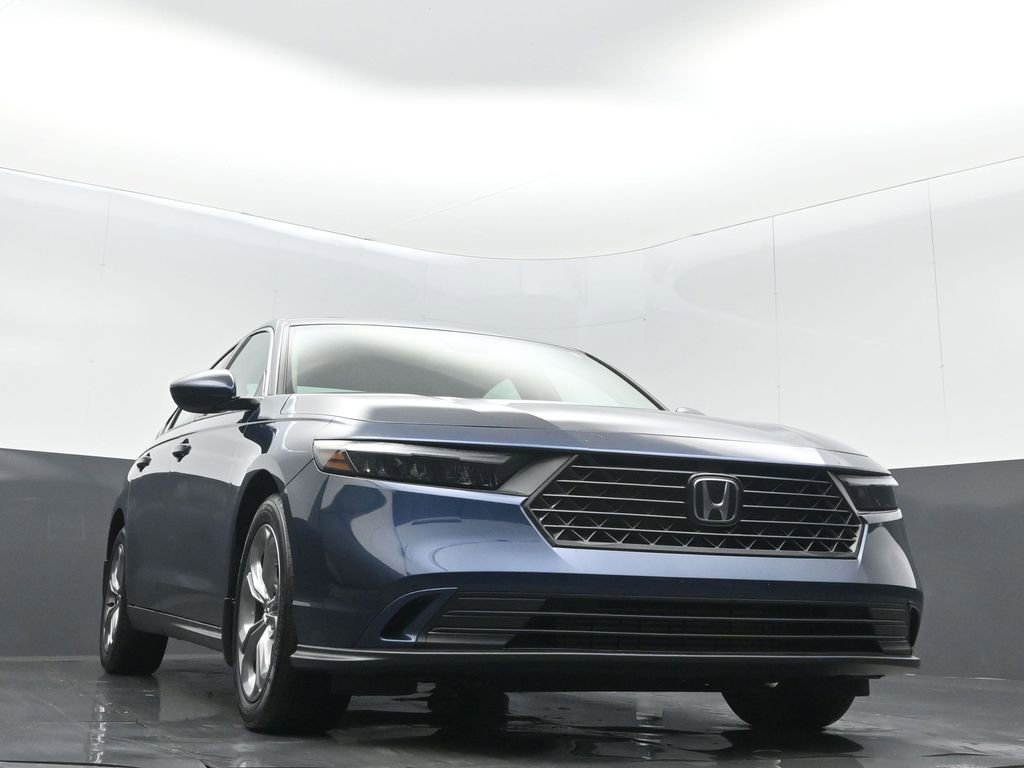 Certified 2024 Honda Accord EX image 5