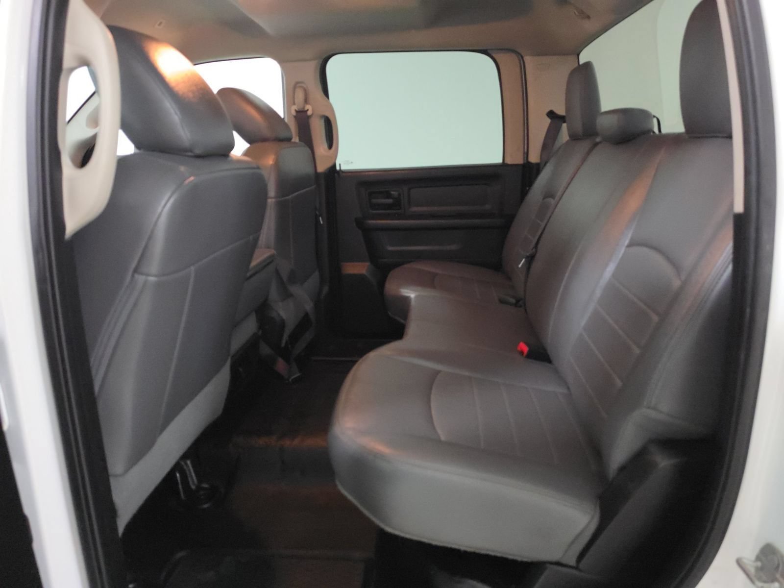 Used 2018 RAM 2500 Tradesman w/ Chrome Appearance Group AWD/4WD image 7