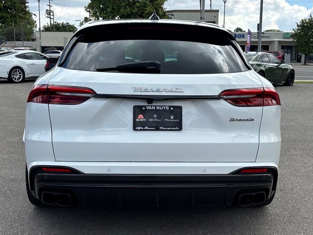 Used 2024 Maserati Grecale Trofeo image 7
