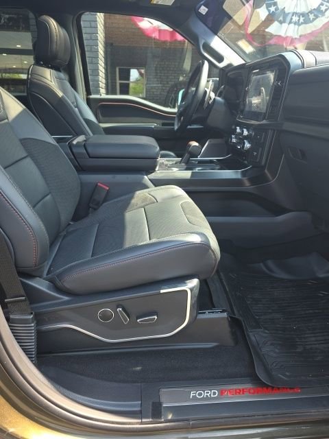 Used 2025 Ford F150 Raptor image 15