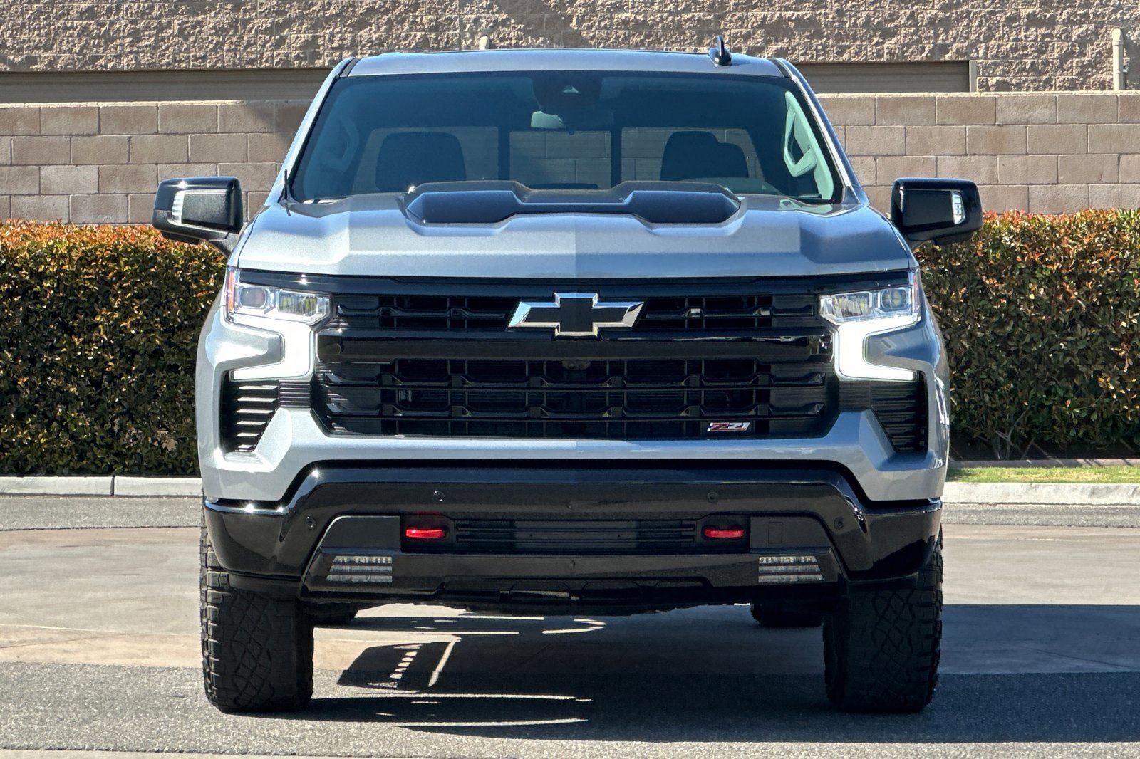 Used 2026 Chevrolet Silverado 1500 LT Trail Boss w/ LT Trail Boss Premium Package AWD/4WD image 9