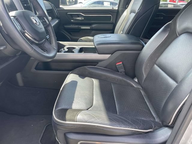Used 2025 RAM 1500 Laramie AWD/4WD image 17