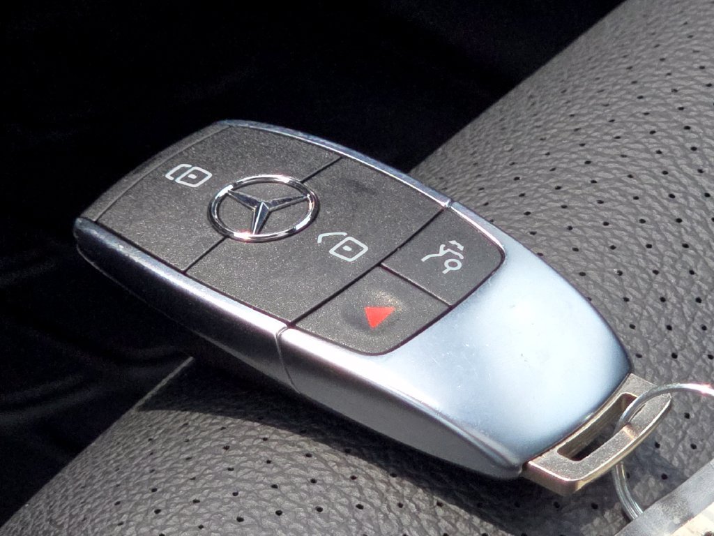Certified 2024 Mercedes-Benz GLS 450 4MATIC image 41