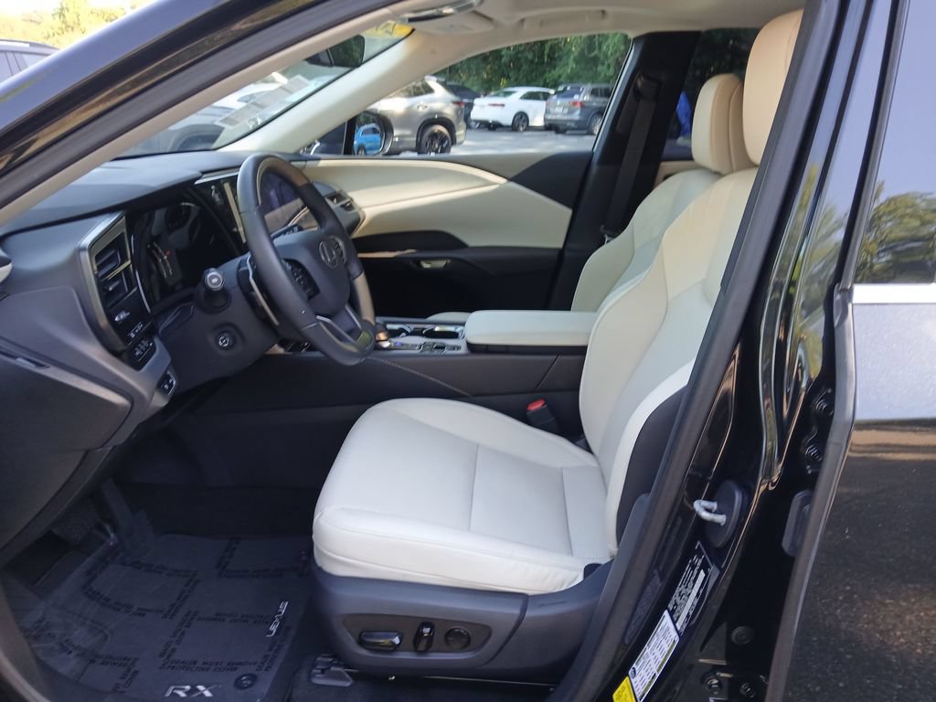 Used 2023 Lexus RX 350 Premium w/ Accessory Package AWD/4WD image 15
