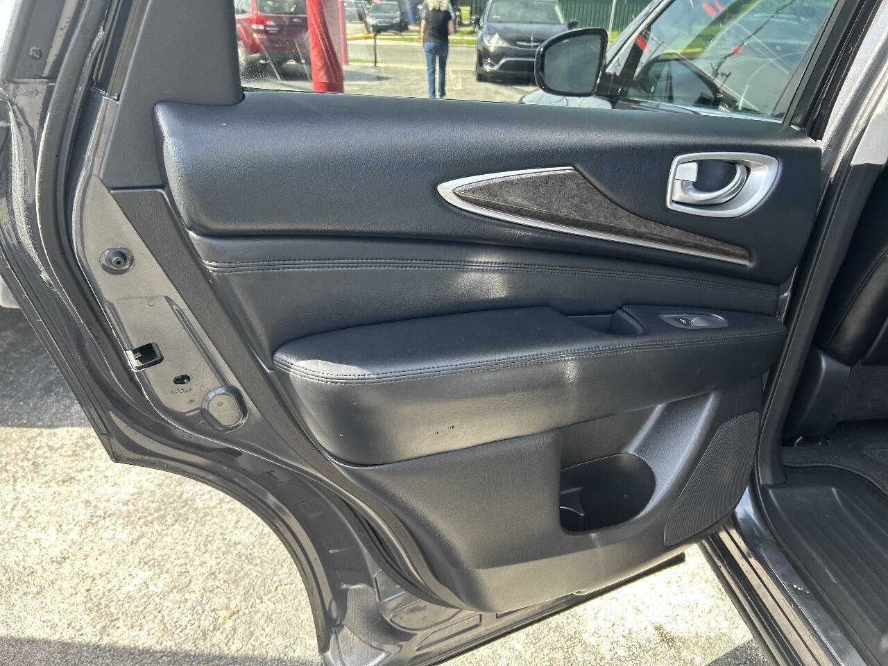 Used 2013 INFINITI JX35 AWD w/ Premium Pkg image 15