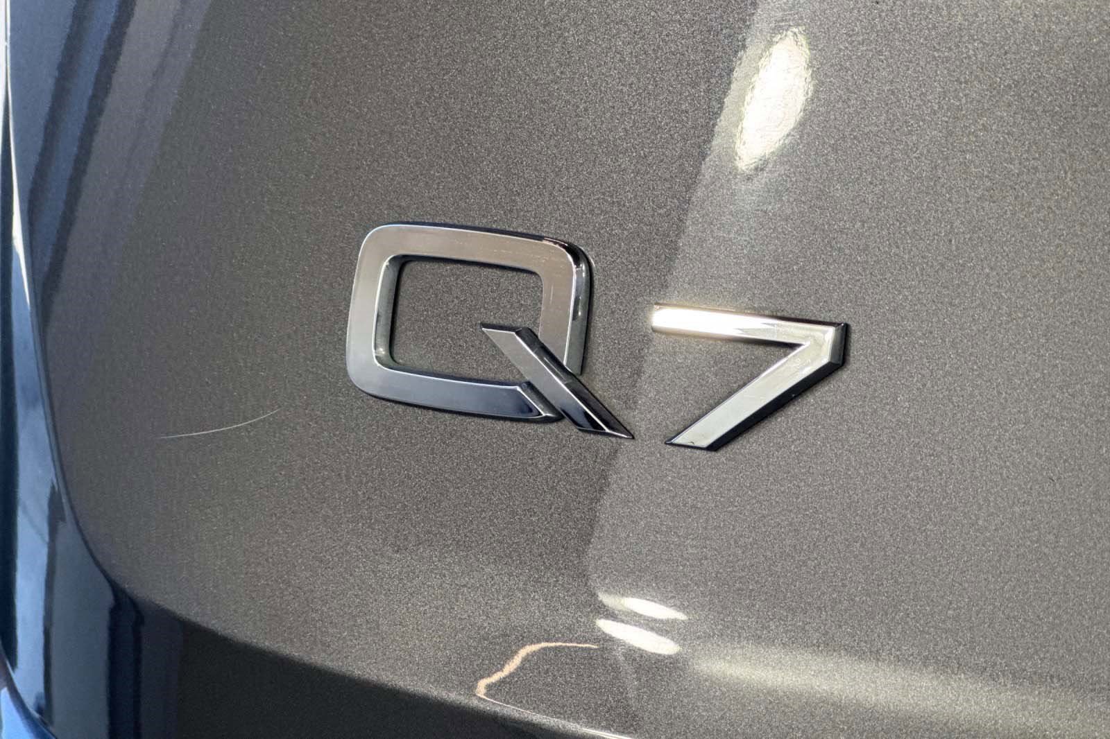Used 2024 Audi Q7 3.0T Premium Plus AWD/4WD image 22