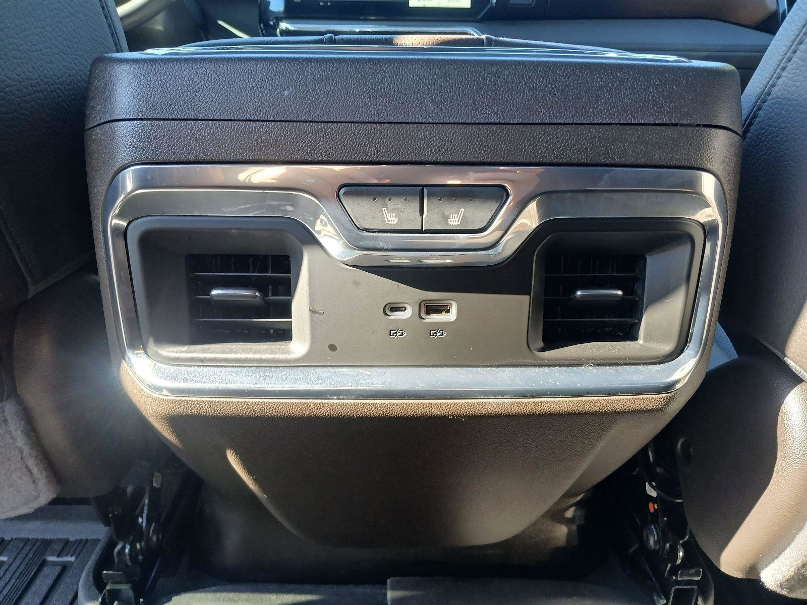 Used 2024 GMC Sierra 1500 Denali image 18