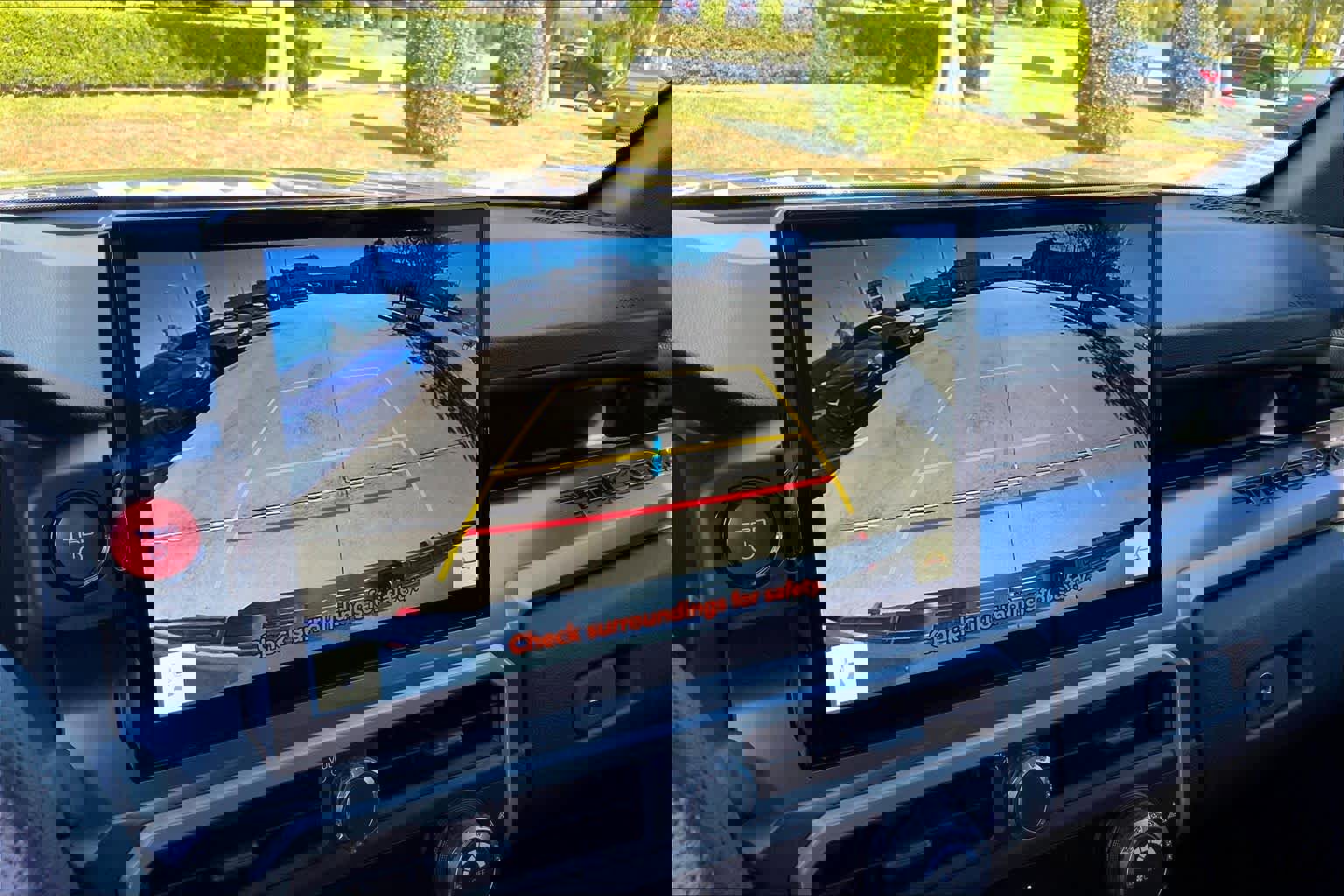 Used 2025 Toyota Tacoma TRD Off-Road image 25