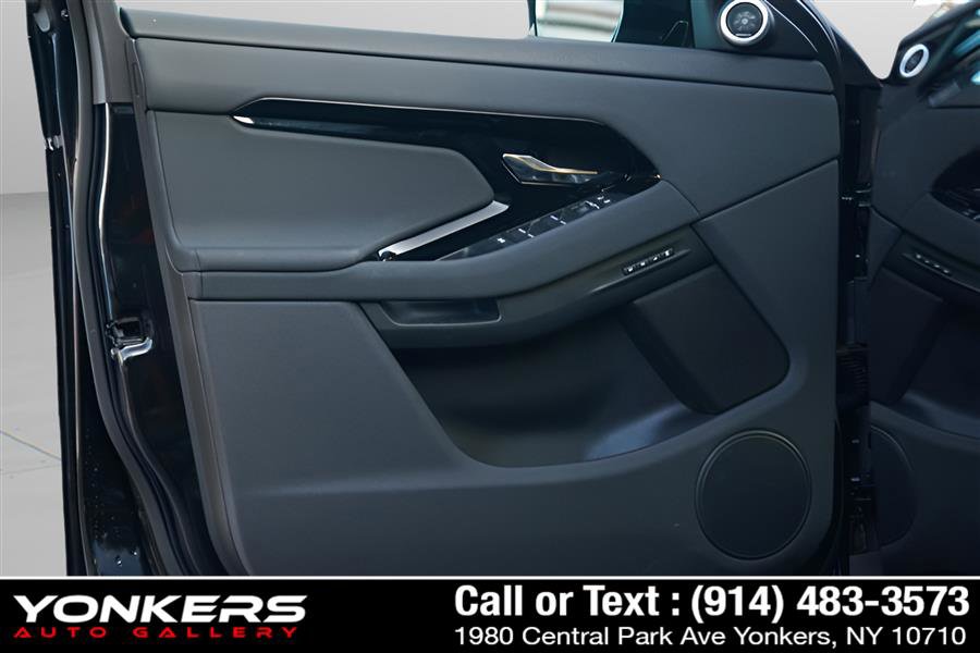 Used 2024 Land Rover Range Rover Evoque S image 43