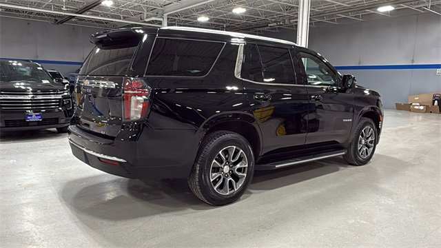 Used 2022 Chevrolet Tahoe LT w/ Luxury Package image 4