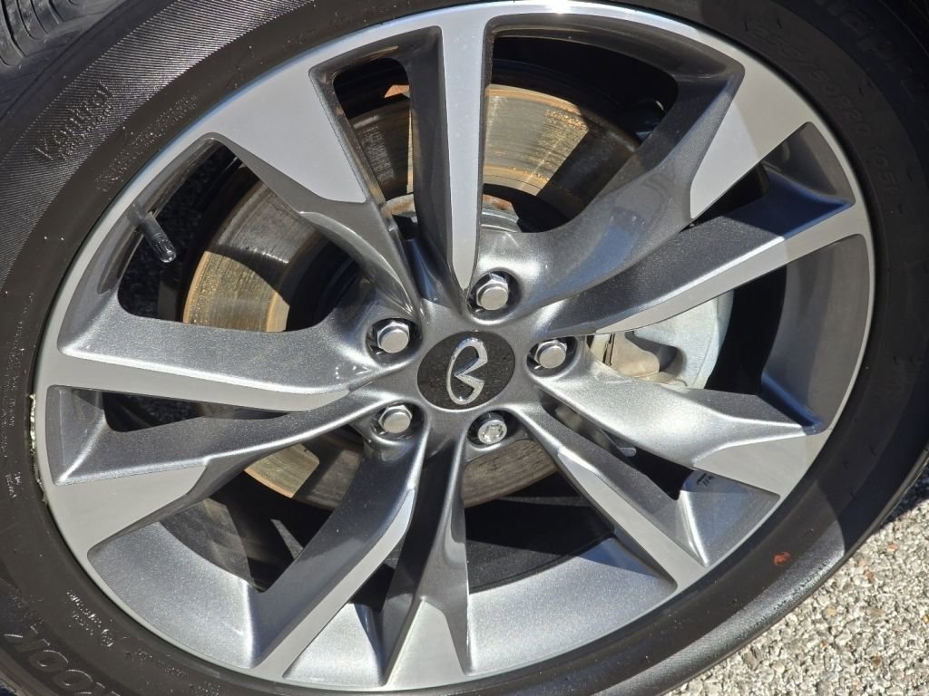 Used 2025 INFINITI QX60 Luxe w/ Vision Package image 12