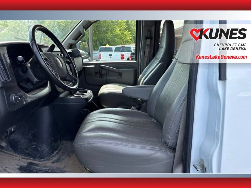Used 2023 Chevrolet Express 3500 LS RWD image 12
