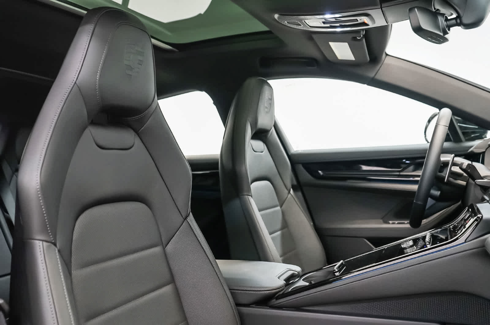 New 2026 Porsche Panamera RWD image 21