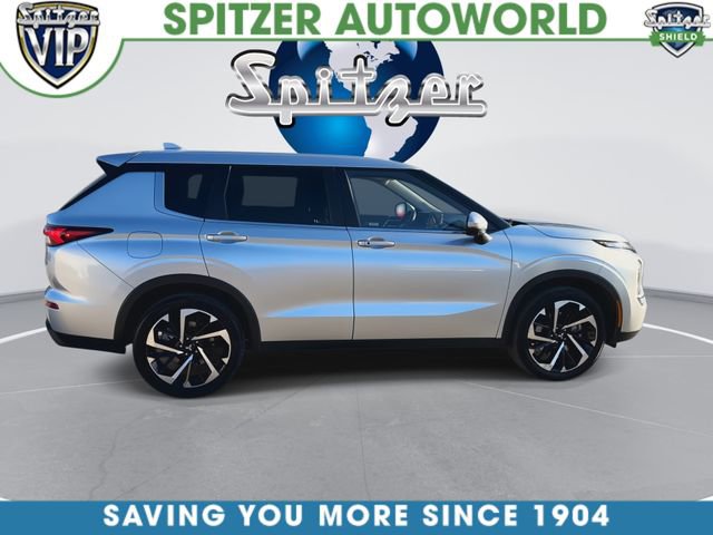 Used 2023 Mitsubishi Outlander SE image 10