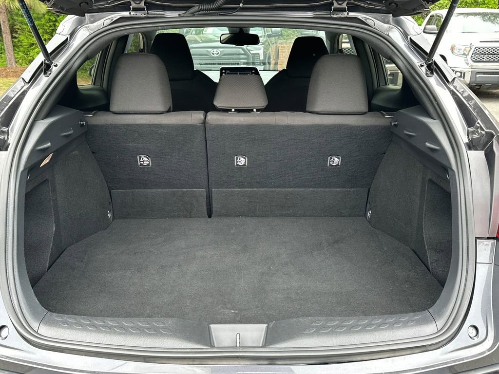 Used 2019 Toyota C-HR LE FWD image 6