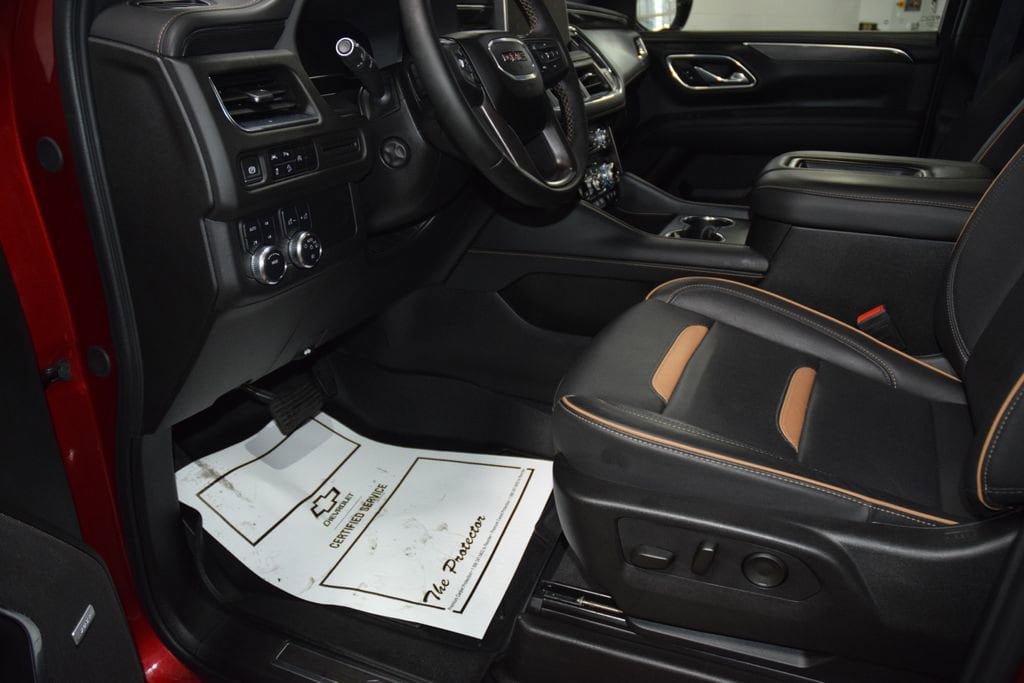 Used 2024 GMC Yukon AT4 AWD/4WD image 41