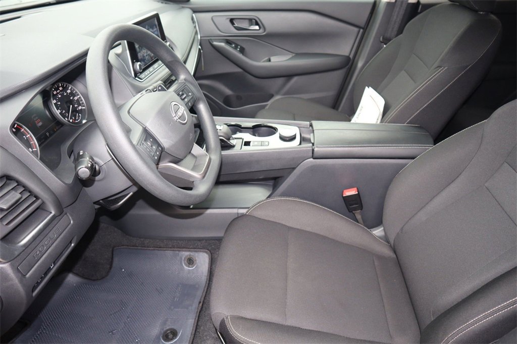 Certified 2025 Nissan Rogue S image 17