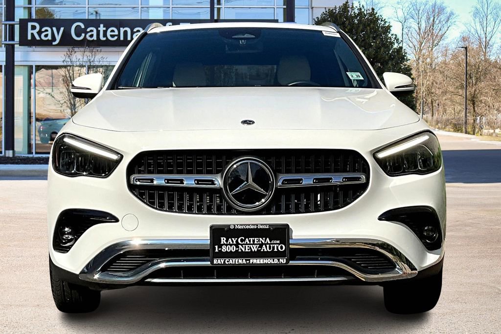 Used 2025 Mercedes-Benz GLA 250 4MATIC image 3