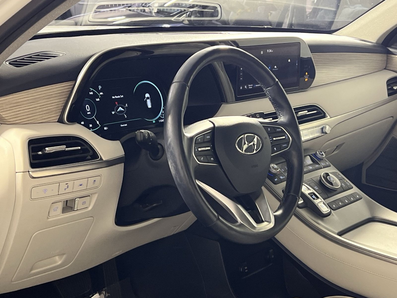 Used 2021 Hyundai Palisade Limited FWD image 17