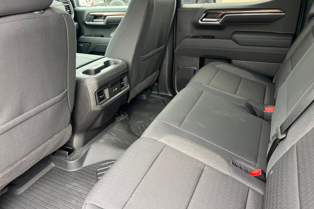 New 2026 Chevrolet Silverado 1500 LT Trail Boss w/ Convenience Package II image 9