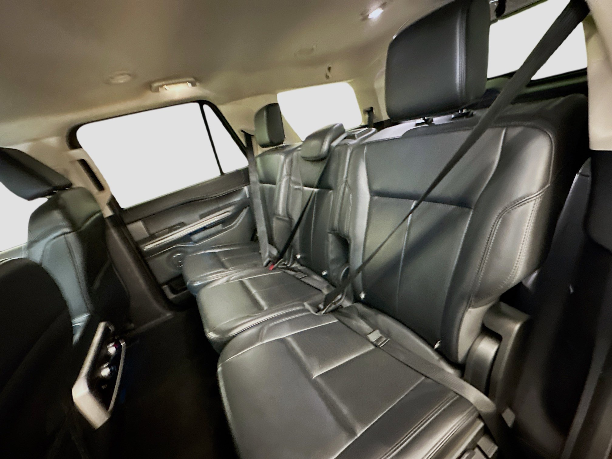 Used 2024 Ford Expedition XLT image 29