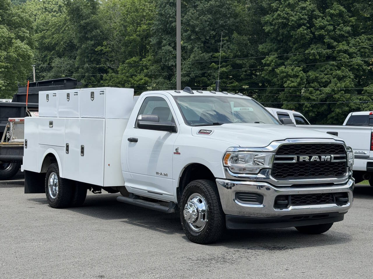 Used 2022 RAM 3500 Tradesman AWD/4WD image 1
