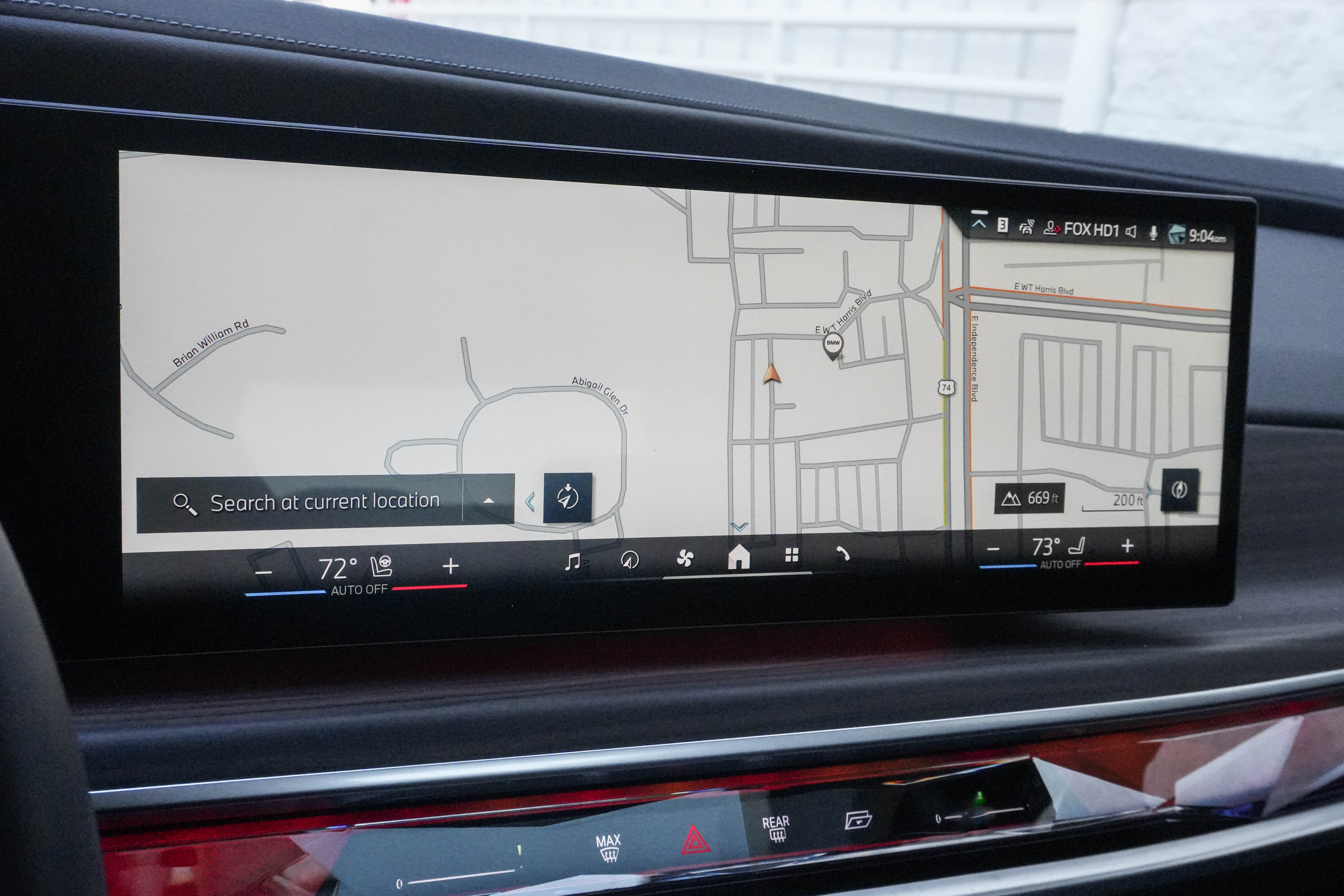 Certified 2024 BMW 740i RWD image 19