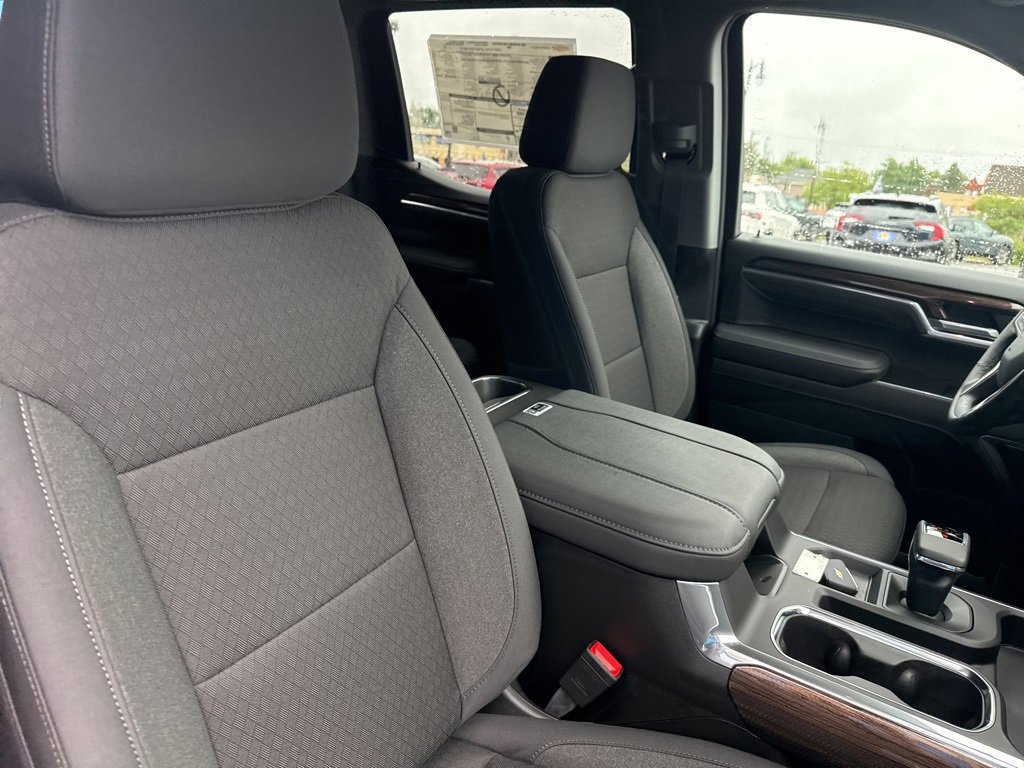 New 2026 Chevrolet Silverado 1500 RST w/ Dark Appearance Package image 32