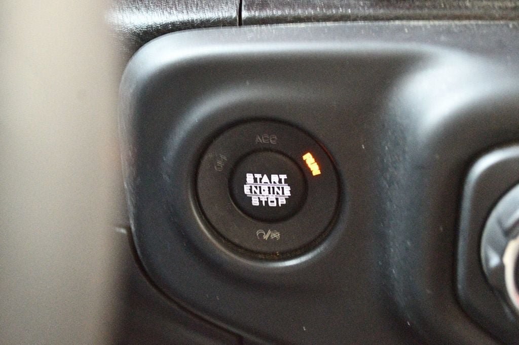 Used 2018 Jeep Wrangler Unlimited Rubicon AWD/4WD image 66