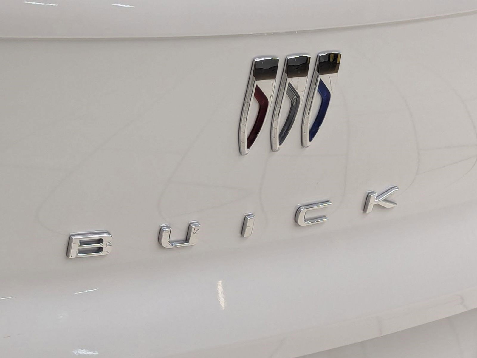 Used 2024 Buick Envista Avenir image 32