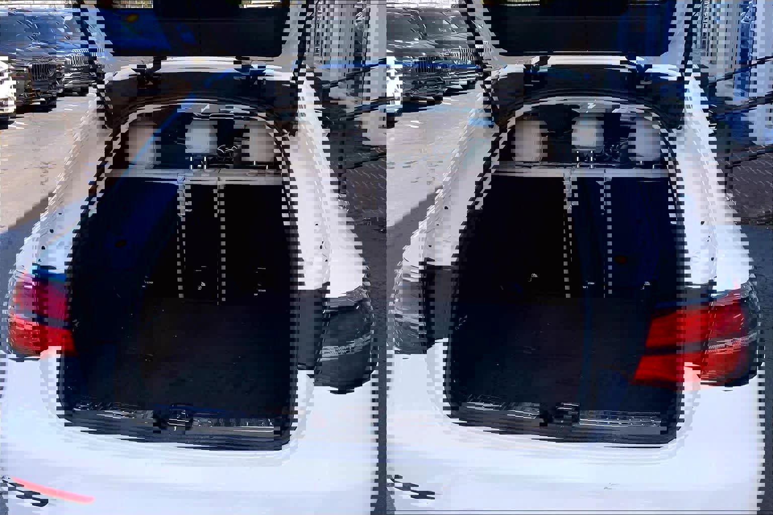 Used 2017 Mercedes-Benz GLC 300 4MATIC Coupe image 33