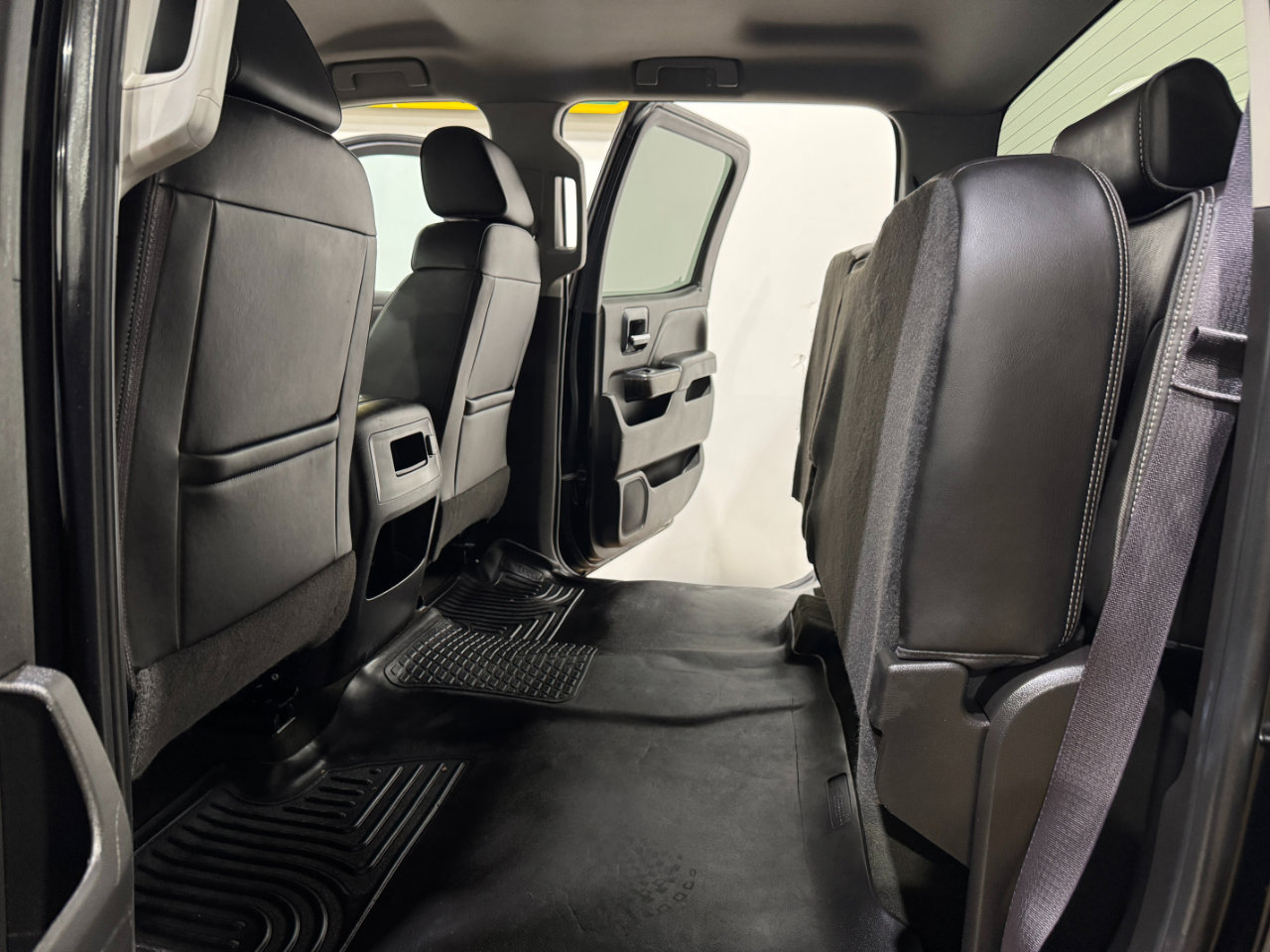 Used 2016 GMC Sierra 3500 Denali w/ Driver Alert Package image 15