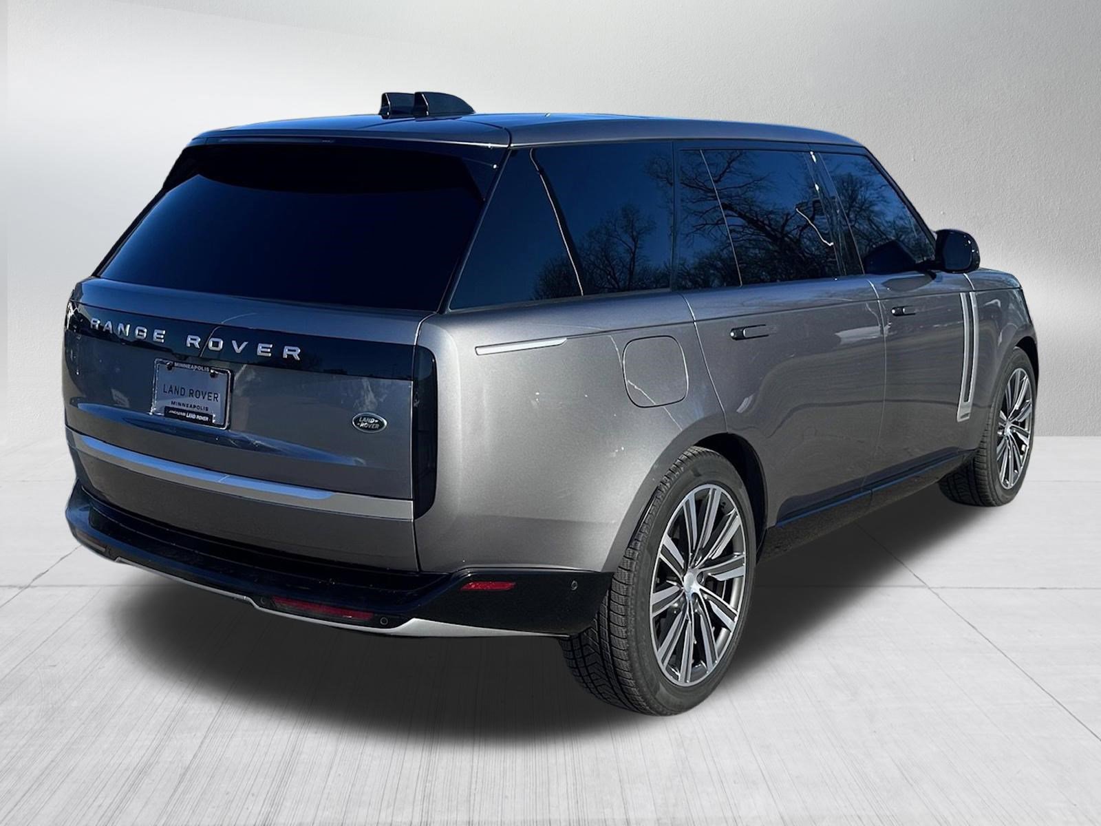 Certified 2023 Land Rover Range Rover Long Wheelbase Autobiography AWD/4WD image 5