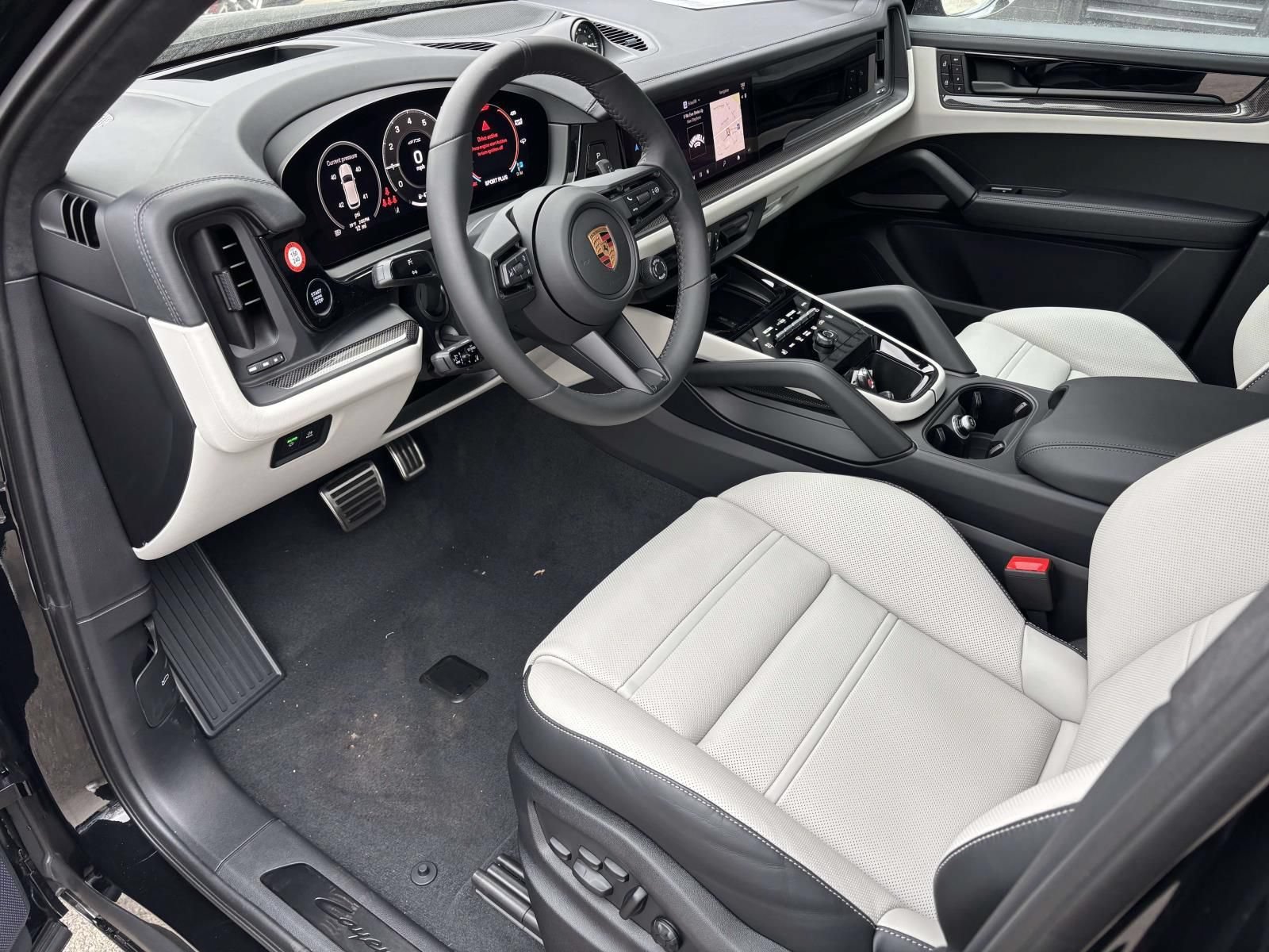 New 2026 Porsche Cayenne GTS AWD/4WD image 17