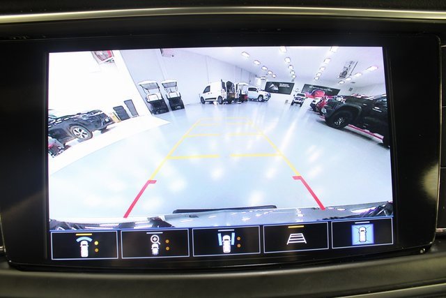 Used 2022 Buick Enclave Avenir w/ Avenir Technology Package image 4