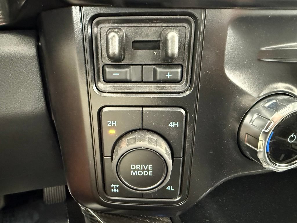 New 2026 Ford F250 Lariat w/ Black Appearance Package AWD/4WD image 43