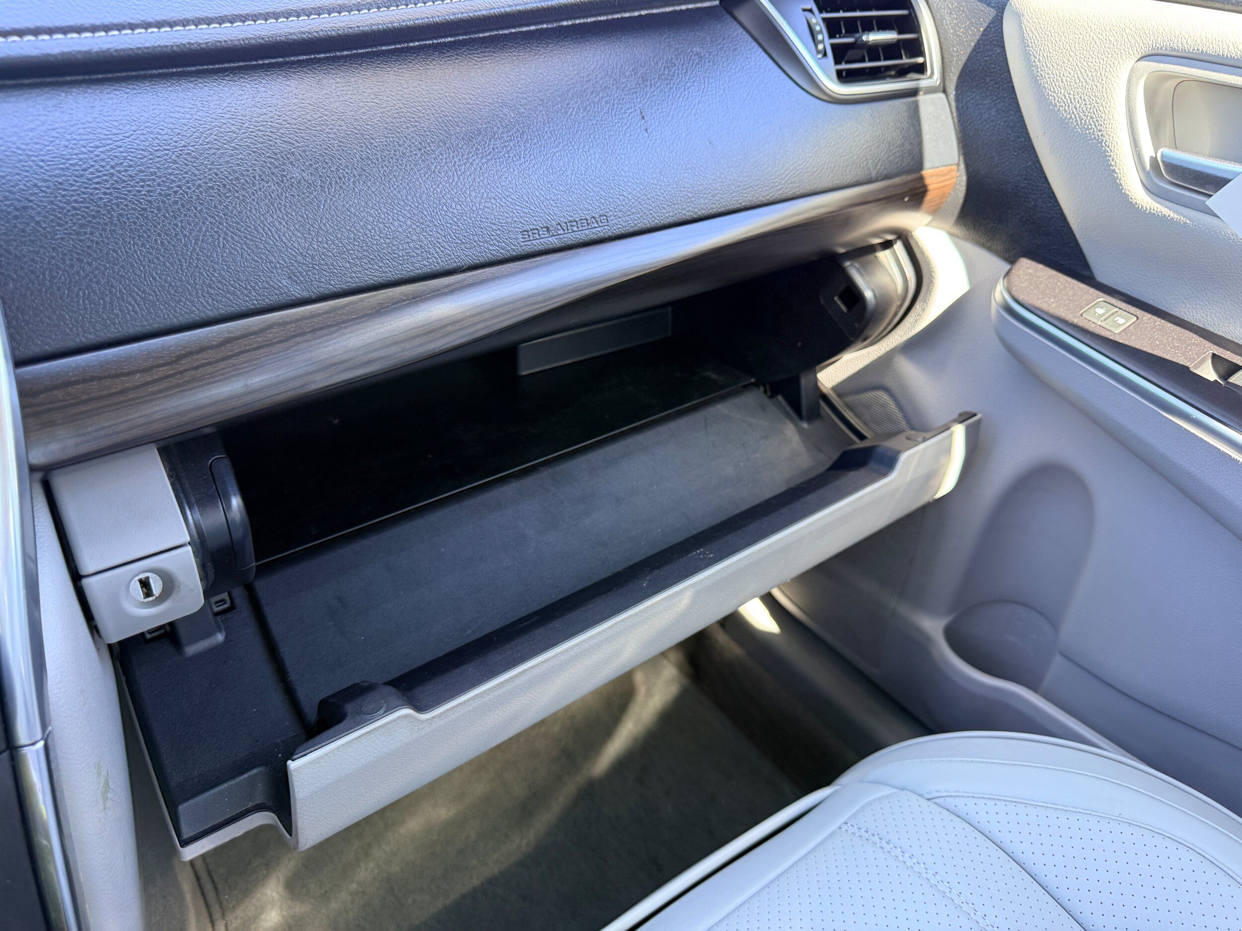 Used 2016 Toyota Camry LE FWD image 22