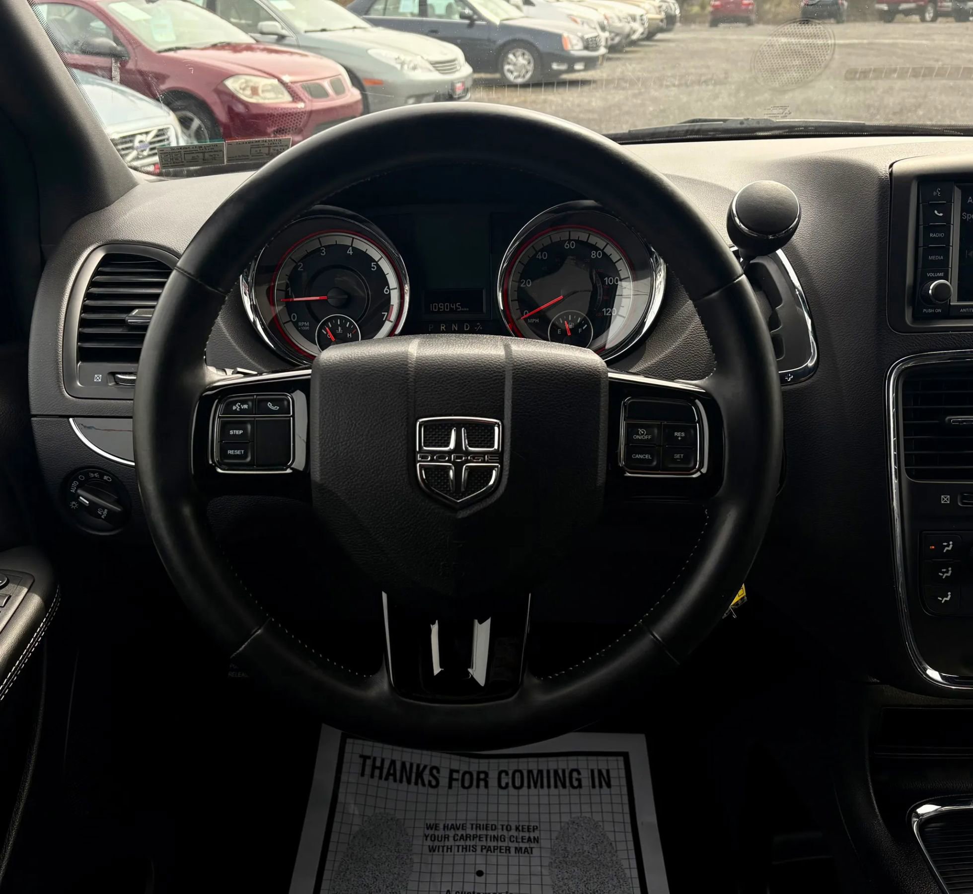 Used 2018 Dodge Grand Caravan SXT w/ Blacktop Package FWD image 34